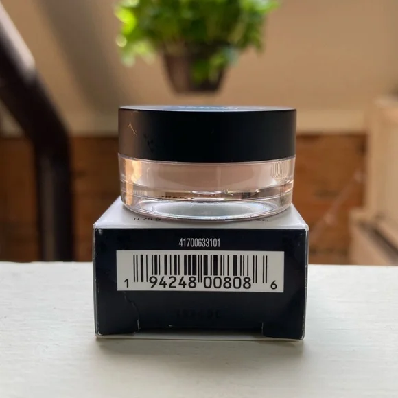 ✨bareMinerals✨Original Mineral Veil Loose Setting Powder - Mini - Picture 8 of 16